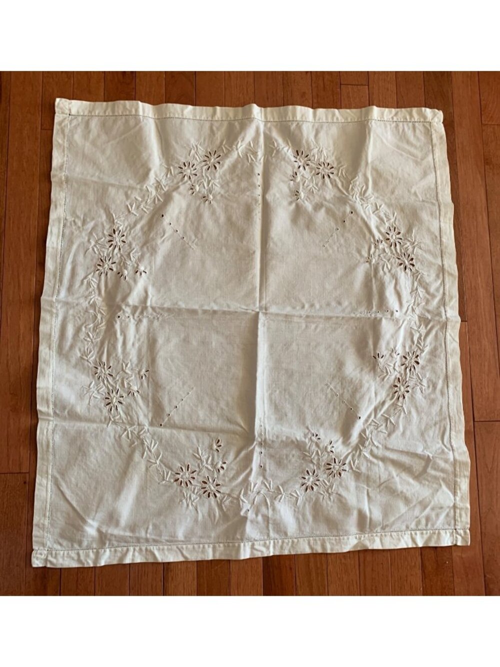 White Floral Embroidered Cotton Square Tablecloth 30" x 33" Vintage